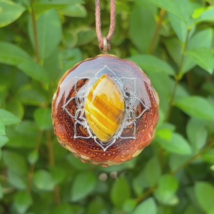 Tiger’s Eye Lotus Silver